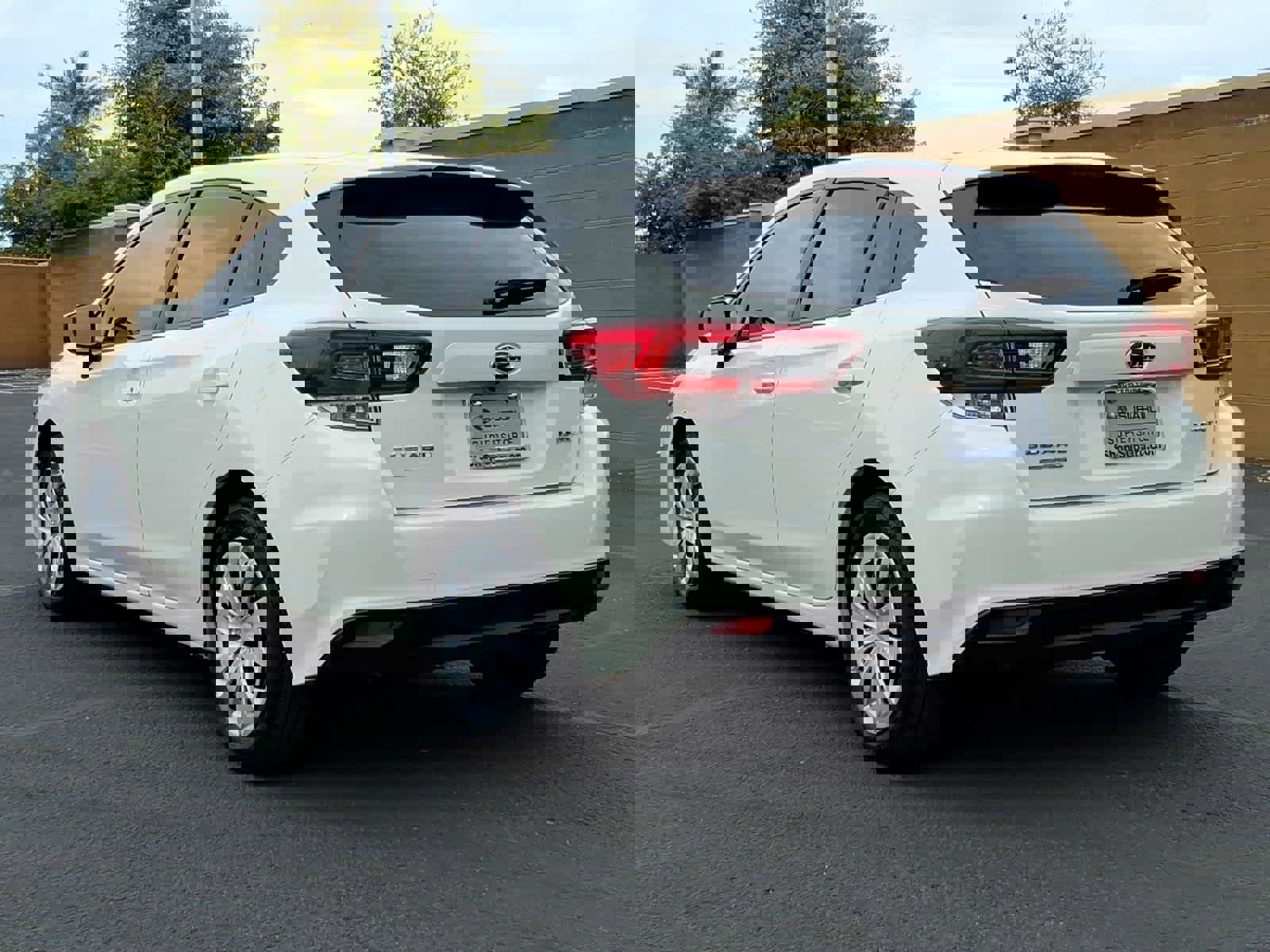 Used 2023 Subaru Impreza 2.0i image 3