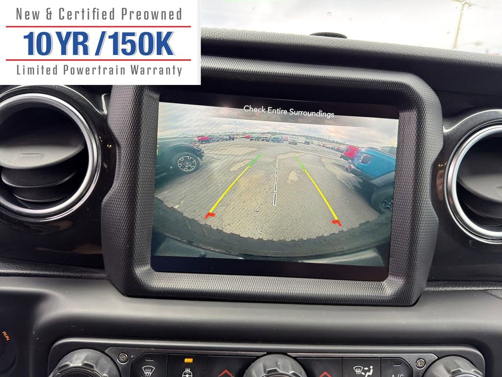 Used 2020 Jeep Wrangler Unlimited Sahara image 26