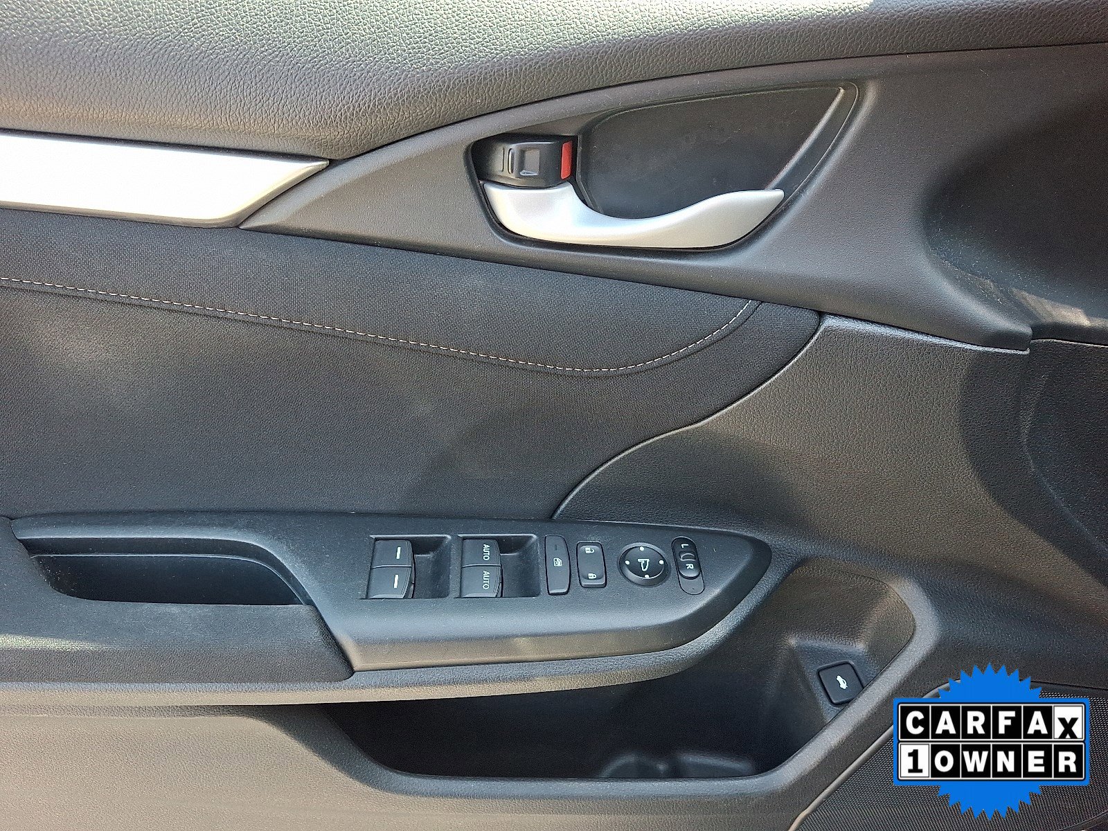 Used 2017 Honda Civic EX-T image 19