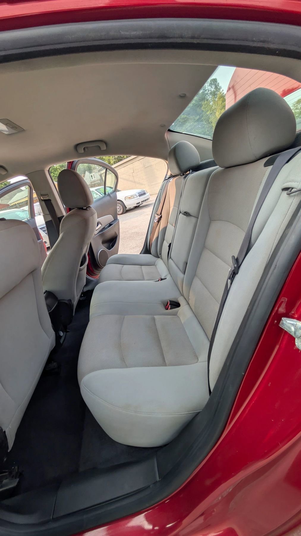 Used 2012 Chevrolet Cruze LT image 11