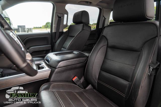 Used 2019 GMC Sierra 2500 Denali w/ Duramax Plus Package AWD/4WD image 23