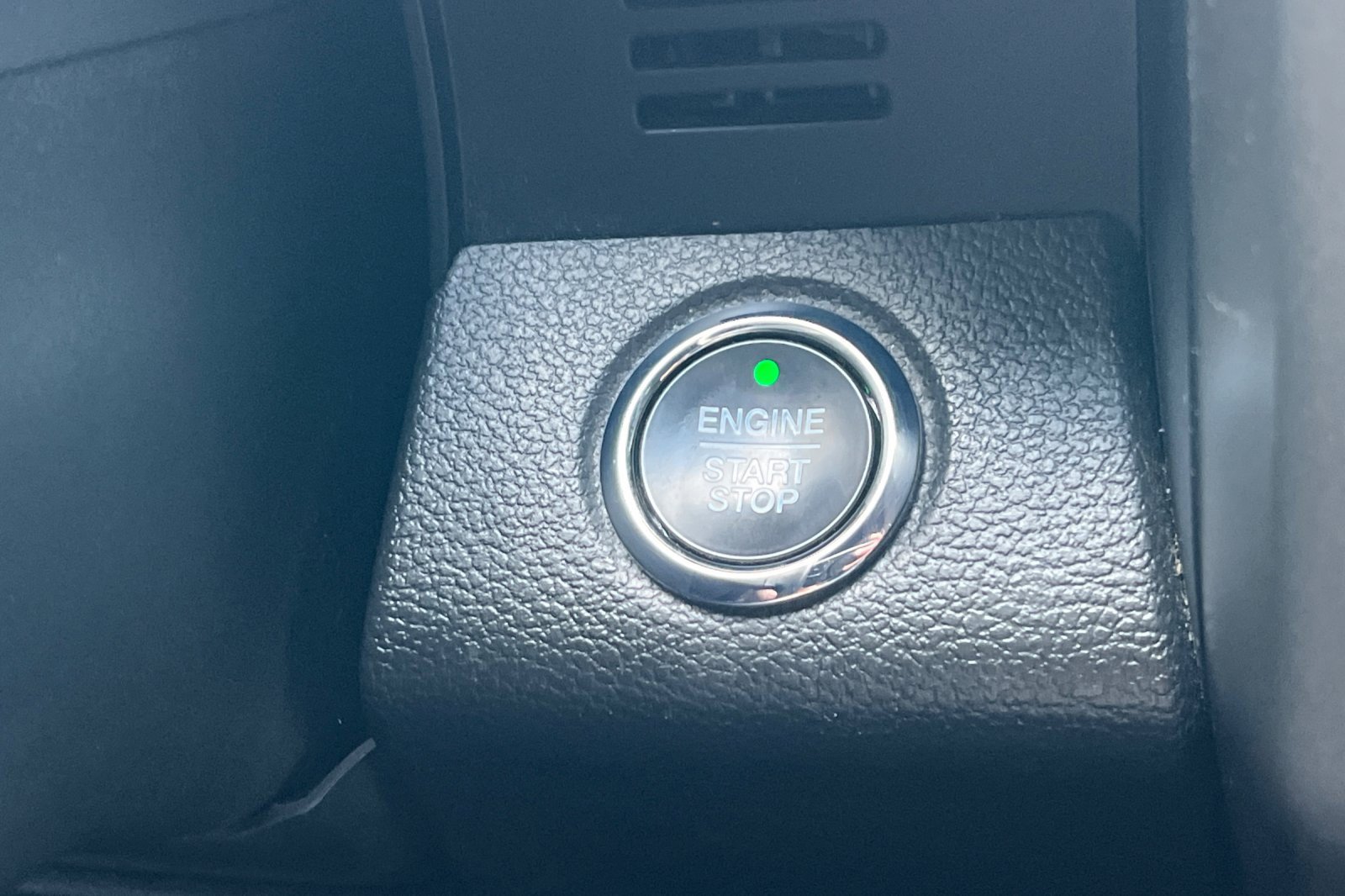 Used 2020 Ford Expedition XLT w/ Equipment Group 202A image 23