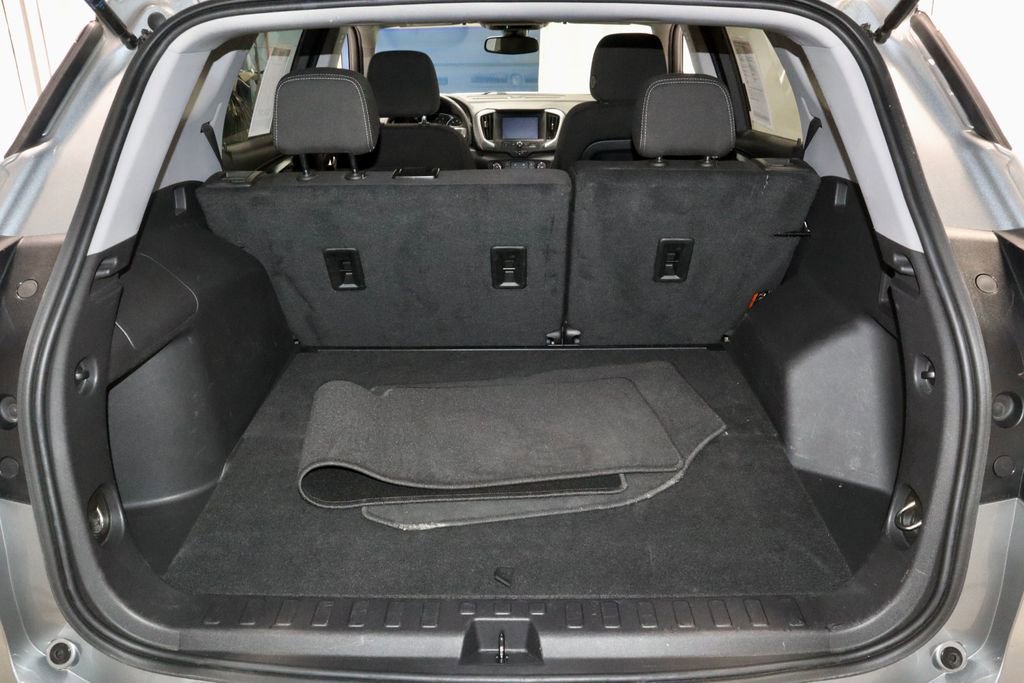 Used 2024 GMC Terrain SLE FWD image 13