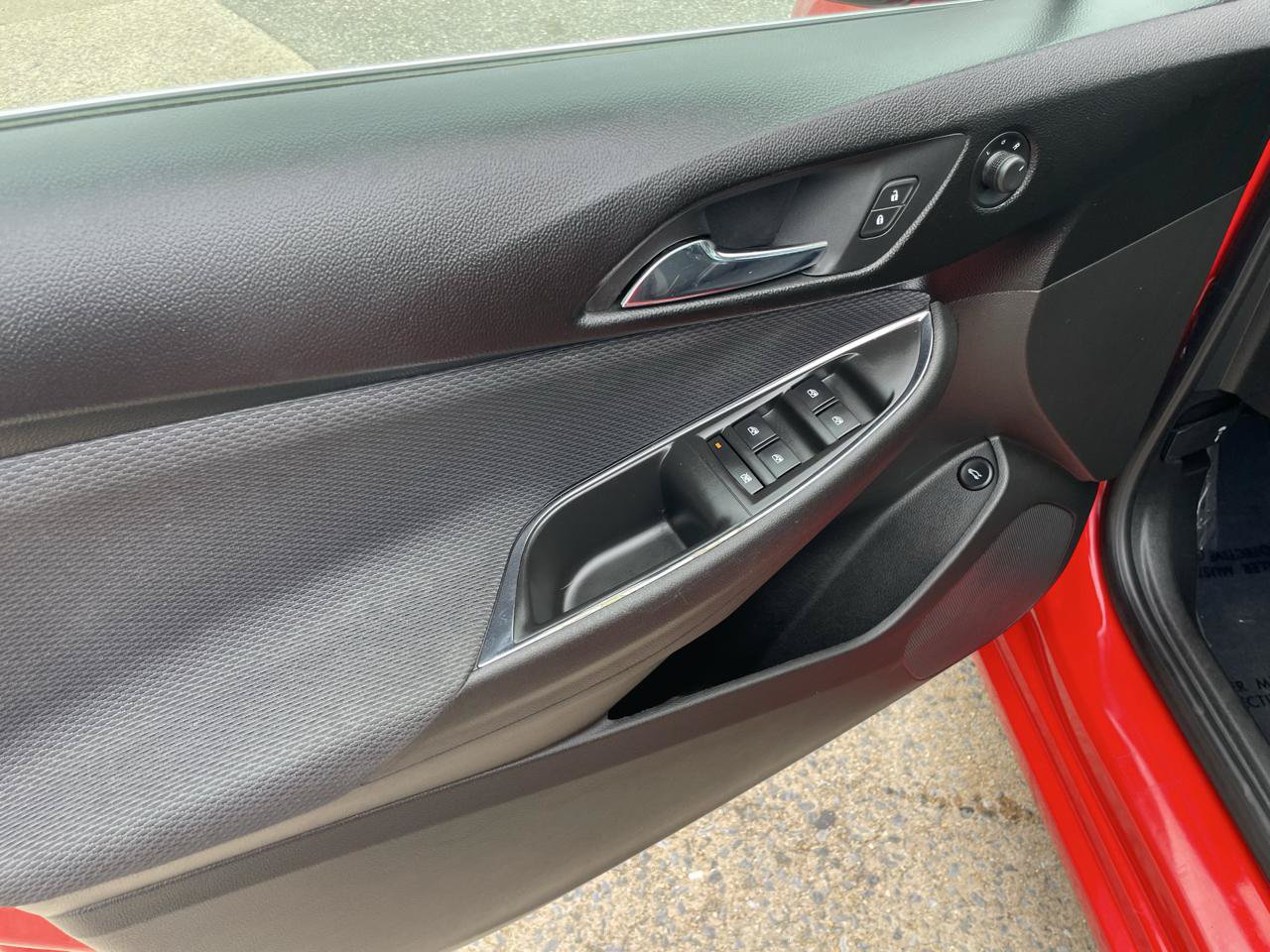 Used 2018 Chevrolet Cruze LT FWD image 31