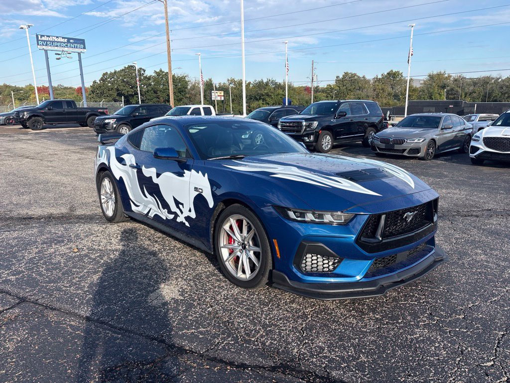 Used 2024 Ford Mustang GT Premium RWD image 1