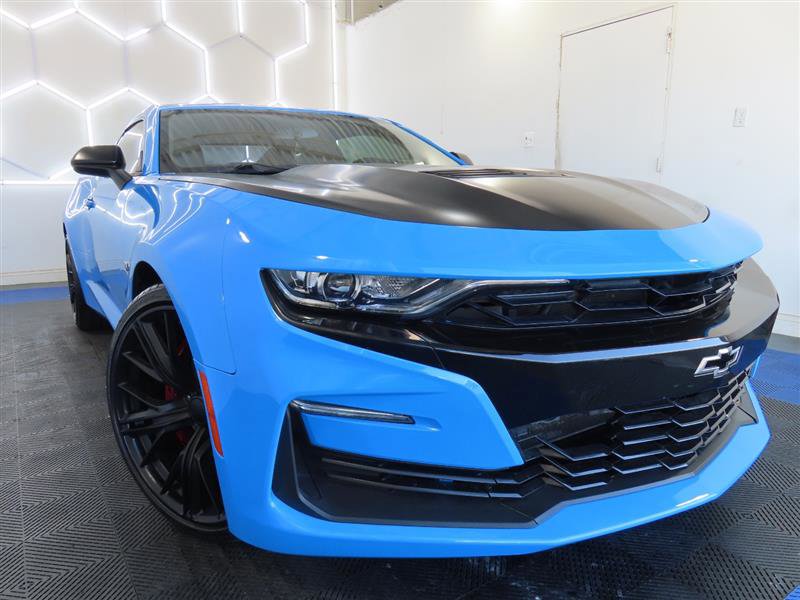 Used 2023 Chevrolet Camaro SS RWD image 2