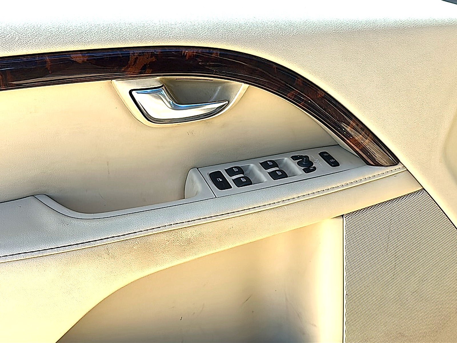 Used 2015 Volvo S80 T5 Platinum FWD image 8