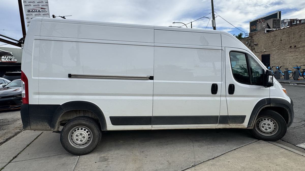 Used 2025 RAM ProMaster 2500 w/ Convenience Group FWD image 6