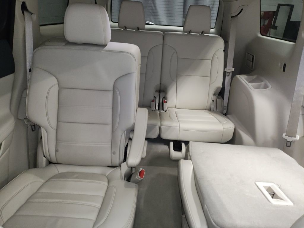 Used 2023 GMC Acadia Denali w/ Denali Ultimate Package image 30