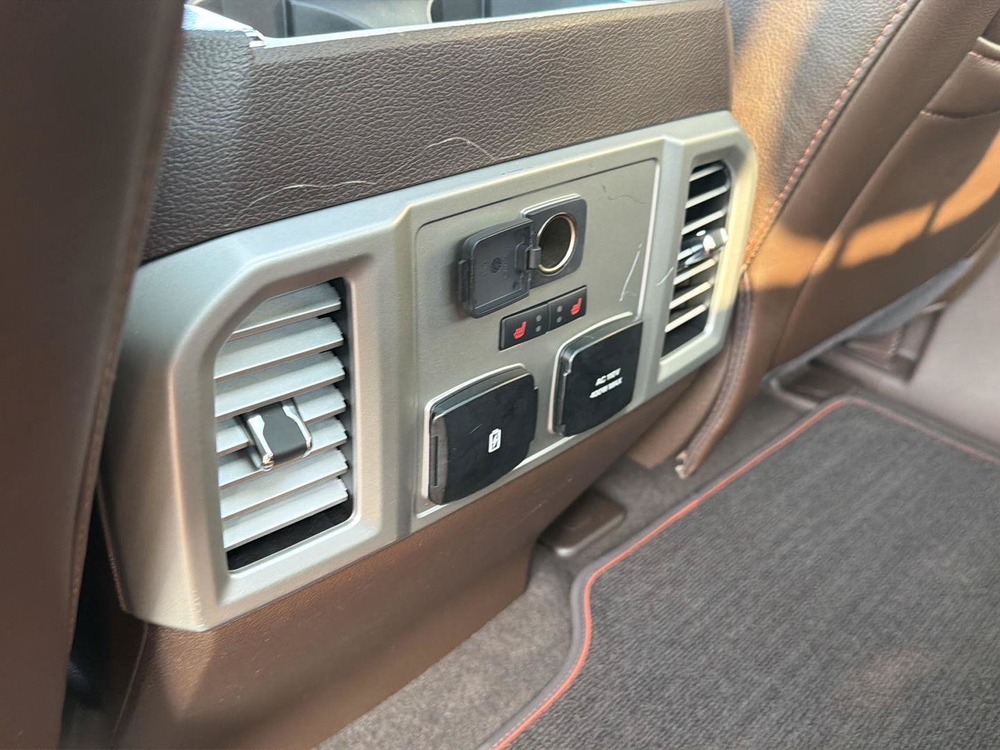 Used 2019 Ford F150 King Ranch w/ Equipment Group 601A Luxury AWD/4WD image 12