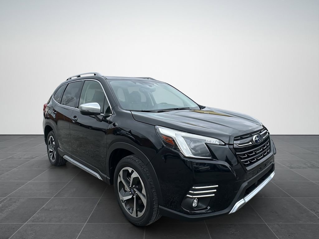 Used 2024 Subaru Forester Touring w/ Pop Package 2 image 8