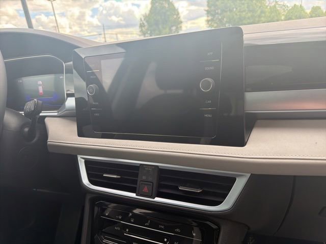 New 2026 Volkswagen Taos SE AWD/4WD image 39