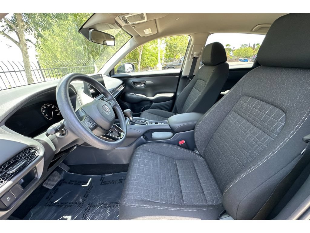 Used 2027 Honda HR-V LX image 10