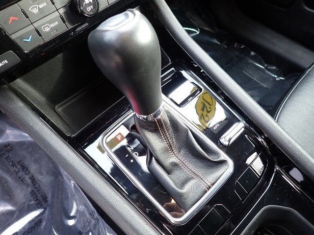 Certified 2022 Jeep Compass Limited image 21