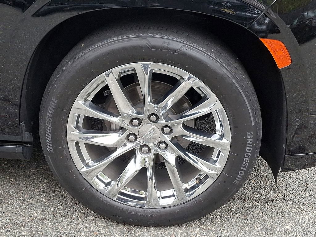 Used 2023 Cadillac Escalade Premium Luxury w/ LPO, Radiant Package AWD/4WD image 9