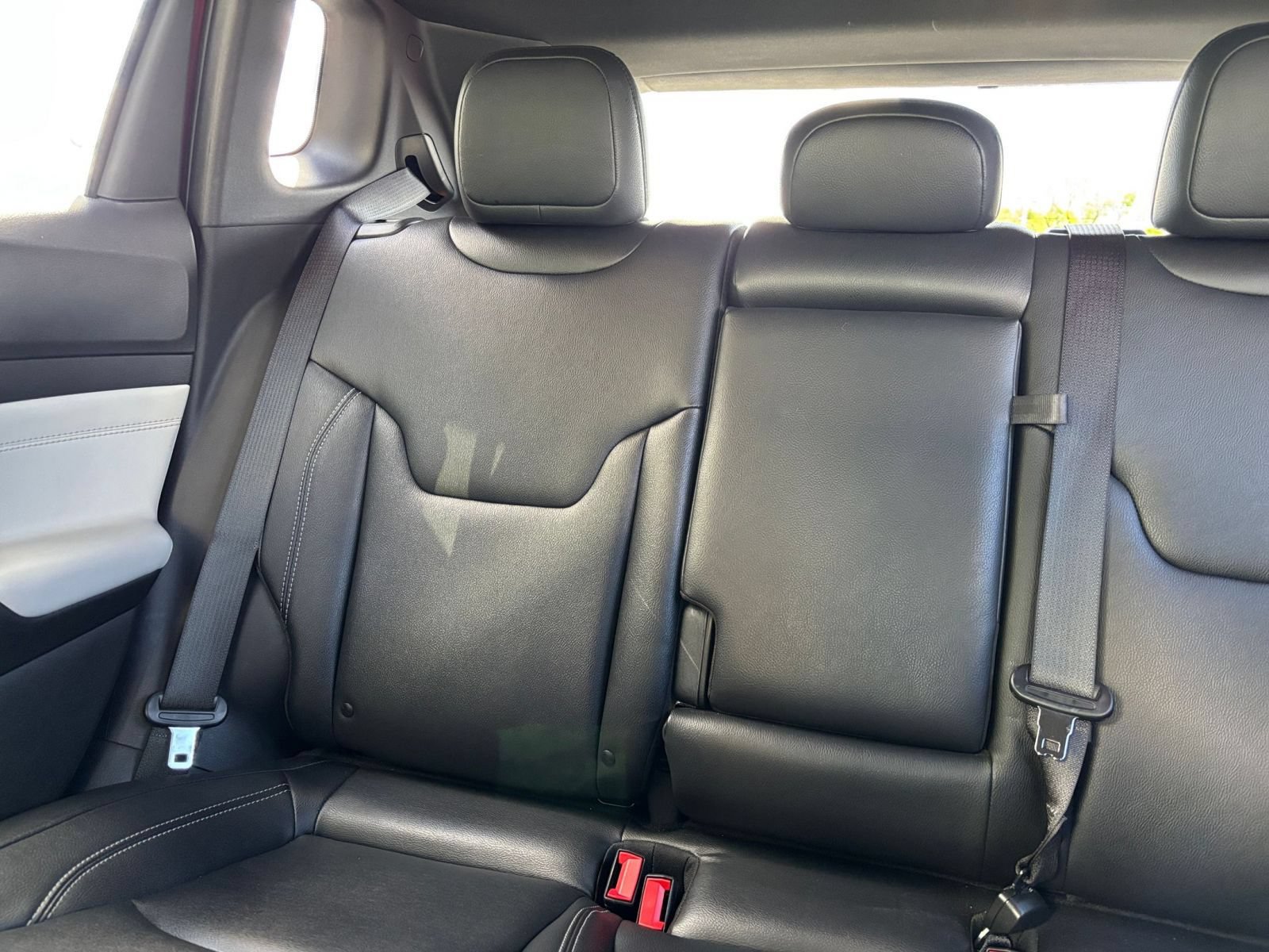 Used 2025 Jeep Compass Limited AWD/4WD image 40