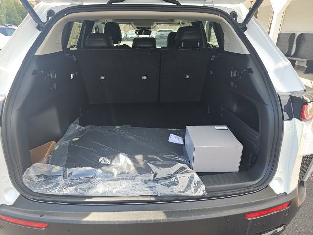 New 2026 MAZDA CX-50 AWD 2.5 Hybrid w/ Cargo Package image 16