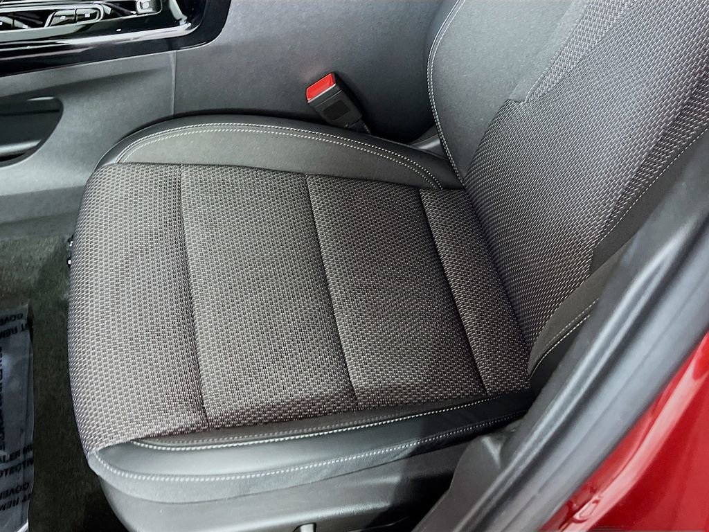 Certified 2023 Buick Envision Preferred w/ Sport Touring Package image 18