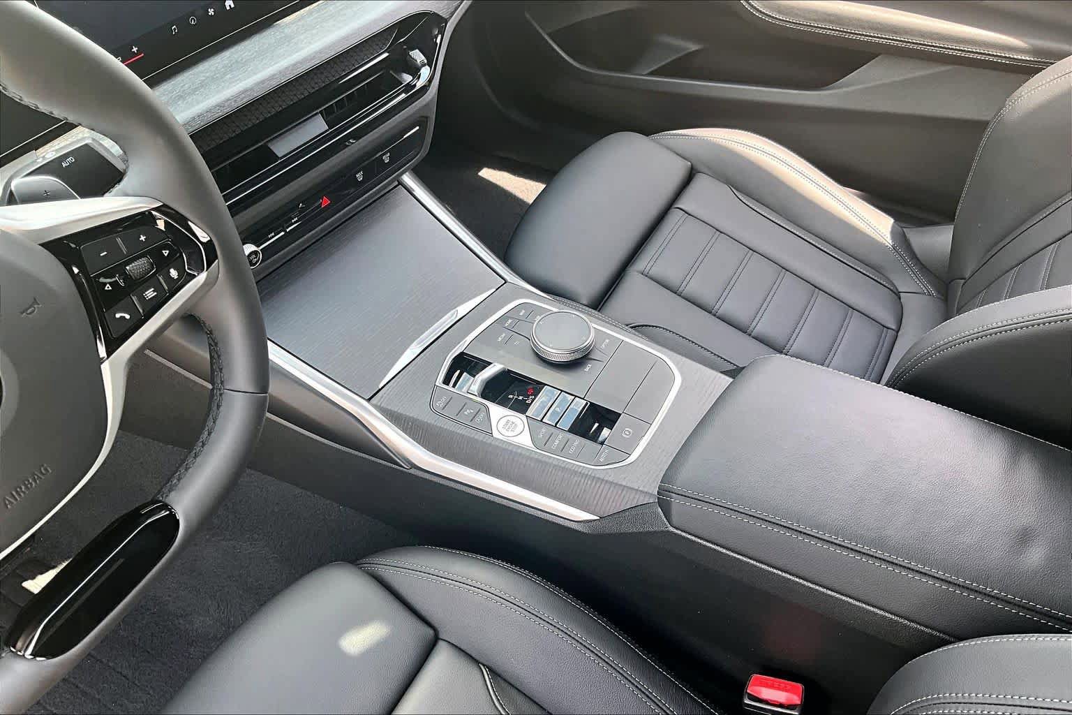 Used 2025 BMW 230i Coupe w/ Convenience Package RWD image 15