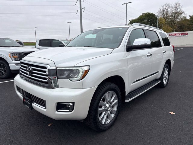 Used 2019 Toyota Sequoia Platinum AWD/4WD image 5