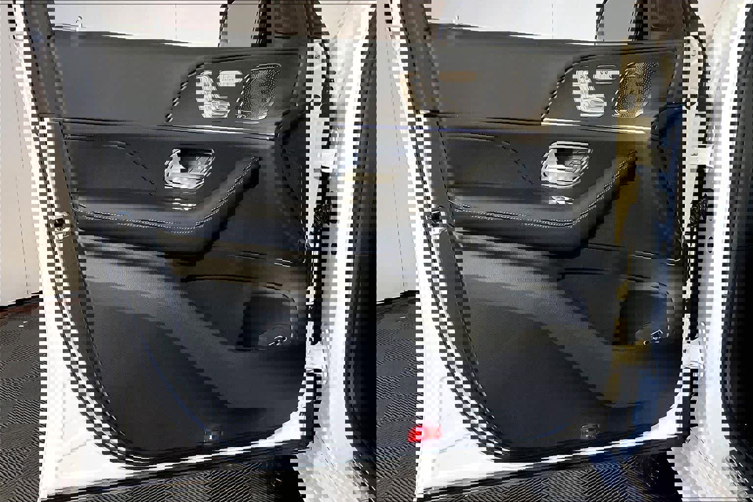 New 2026 Mercedes-Benz GLE 450 4MATIC image 11