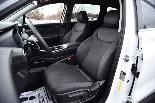 Used 2022 Hyundai Santa Fe SE image 16