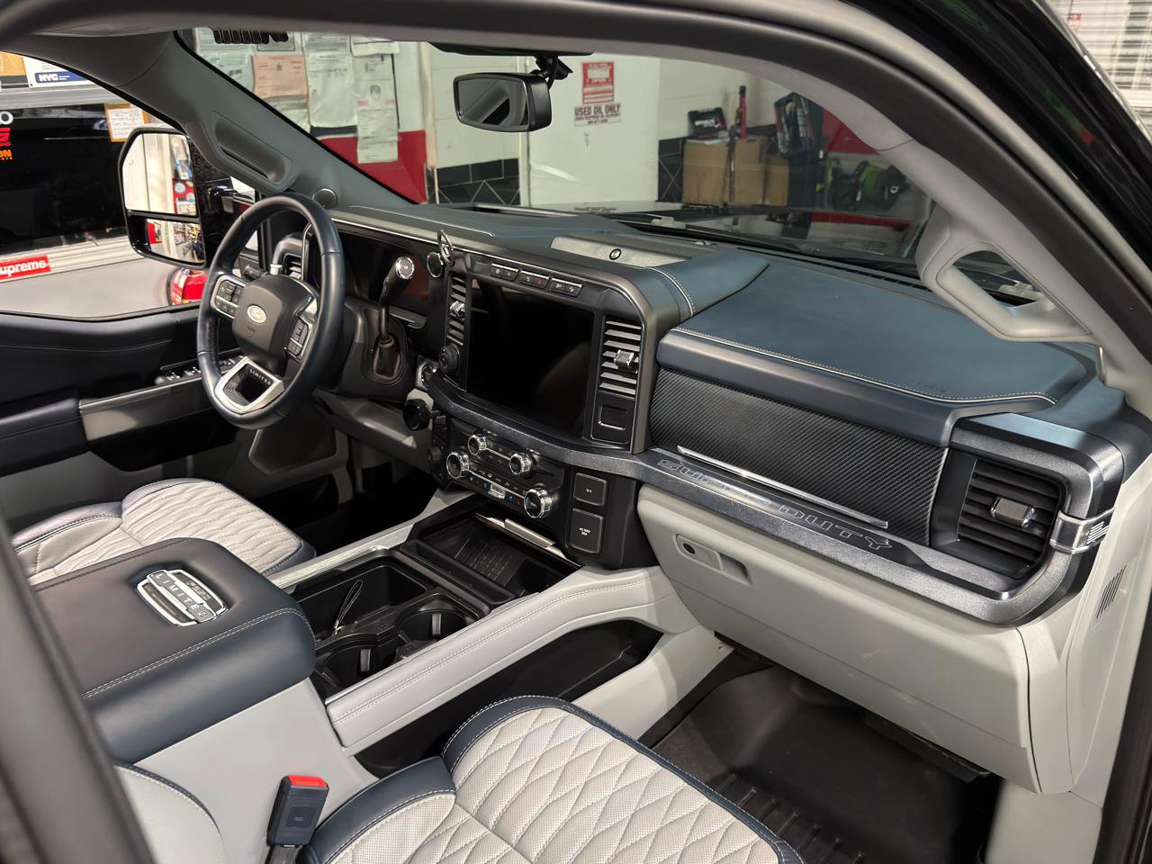 Used 2024 Ford F250 Limited w/ FX4 Off-Road Package image 25