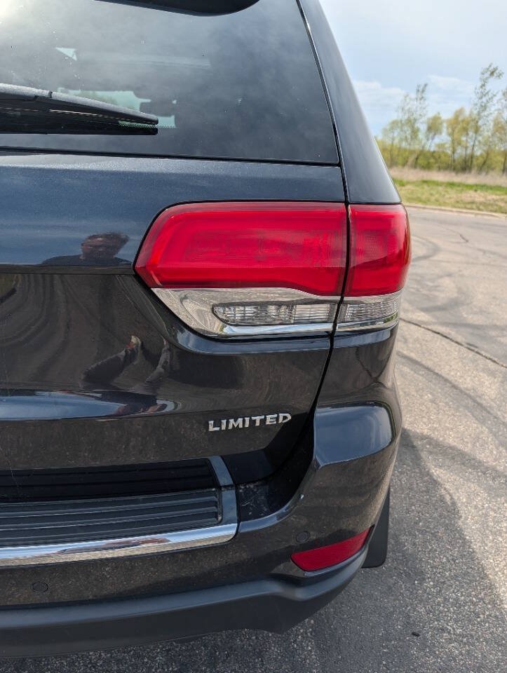 Used 2015 Jeep Grand Cherokee Limited w/ Luxury Group II AWD/4WD image 3