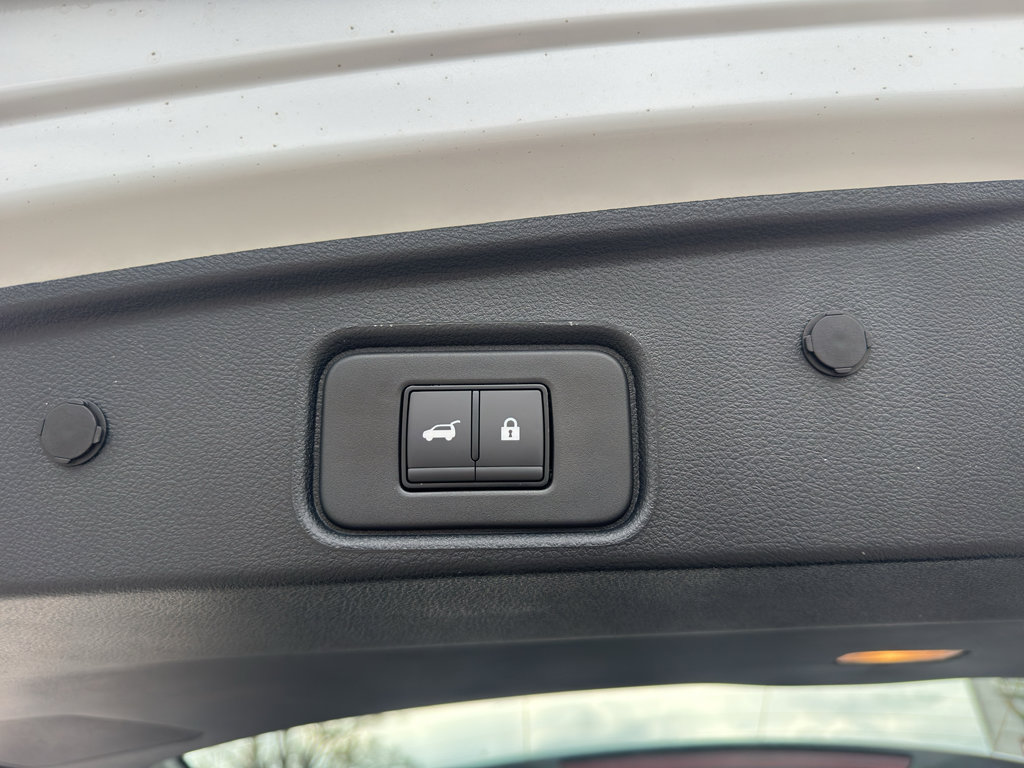 New 2026 Nissan Pathfinder SL image 24