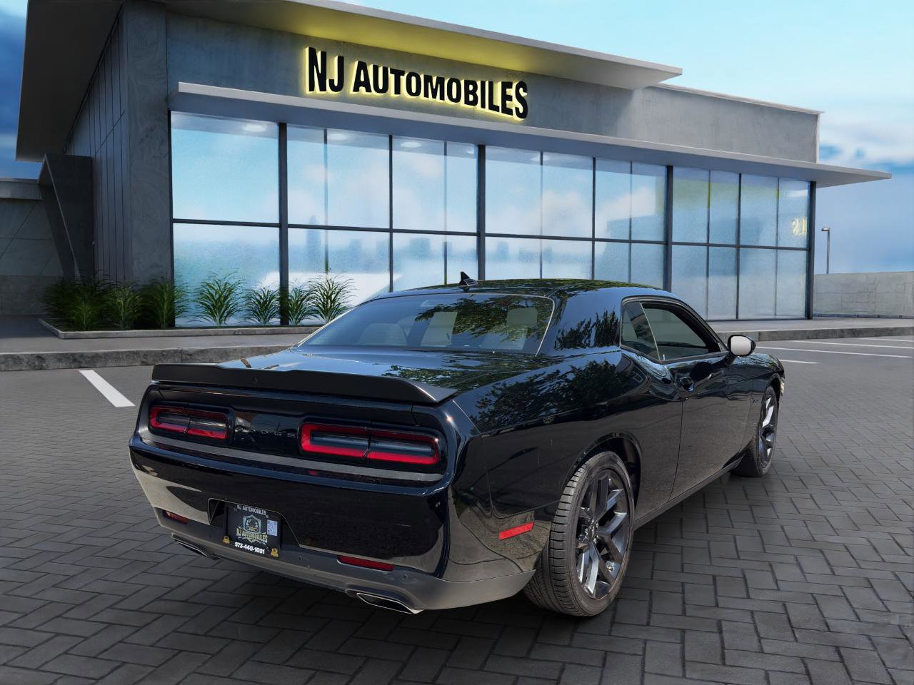 Used 2023 Dodge Challenger R/T w/ Blacktop Package RWD image 7