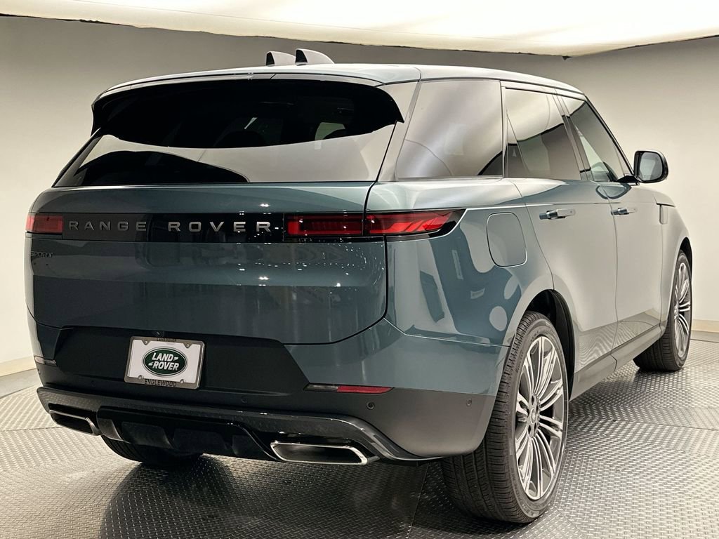 New 2025 Land Rover Range Rover Sport SE AWD/4WD image 3