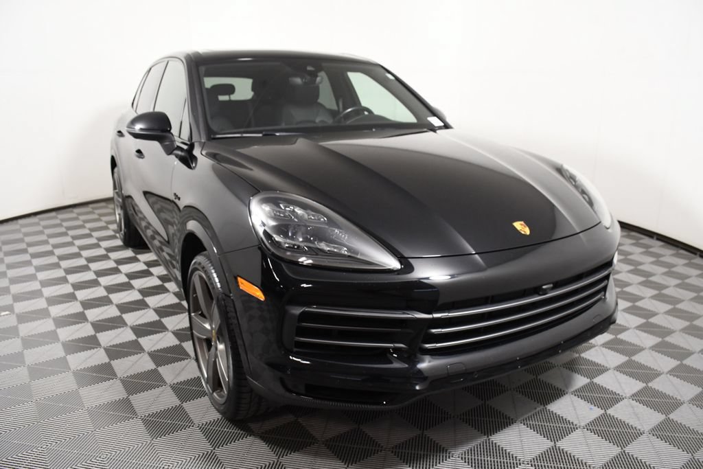 Used 2022 Porsche Cayenne Platinum Edition AWD/4WD image 9