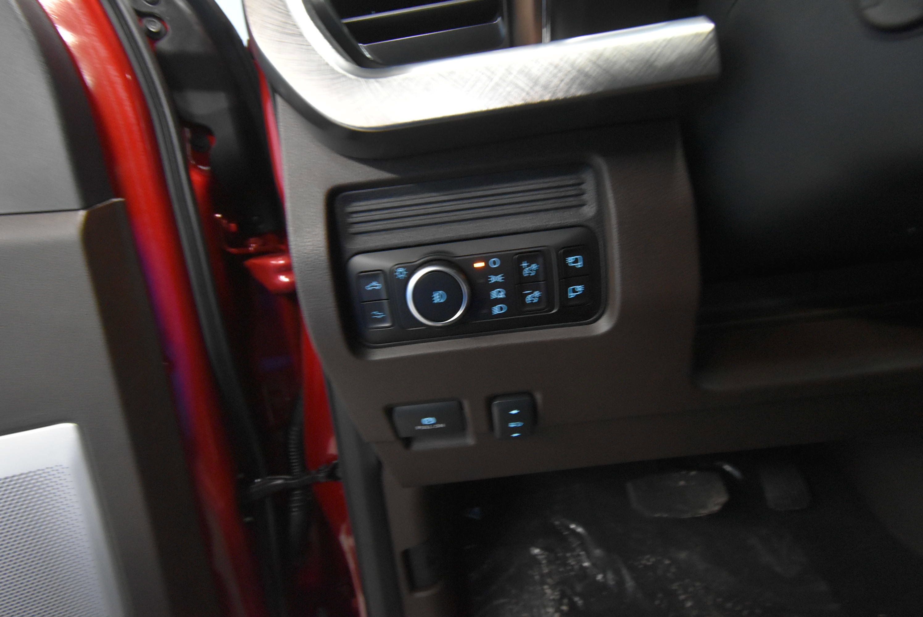 New 2026 Ford F250 King Ranch w/ Chrome Package image 8