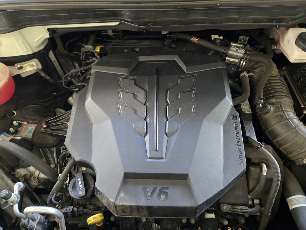 Used 2022 Kia Carnival LX image 30