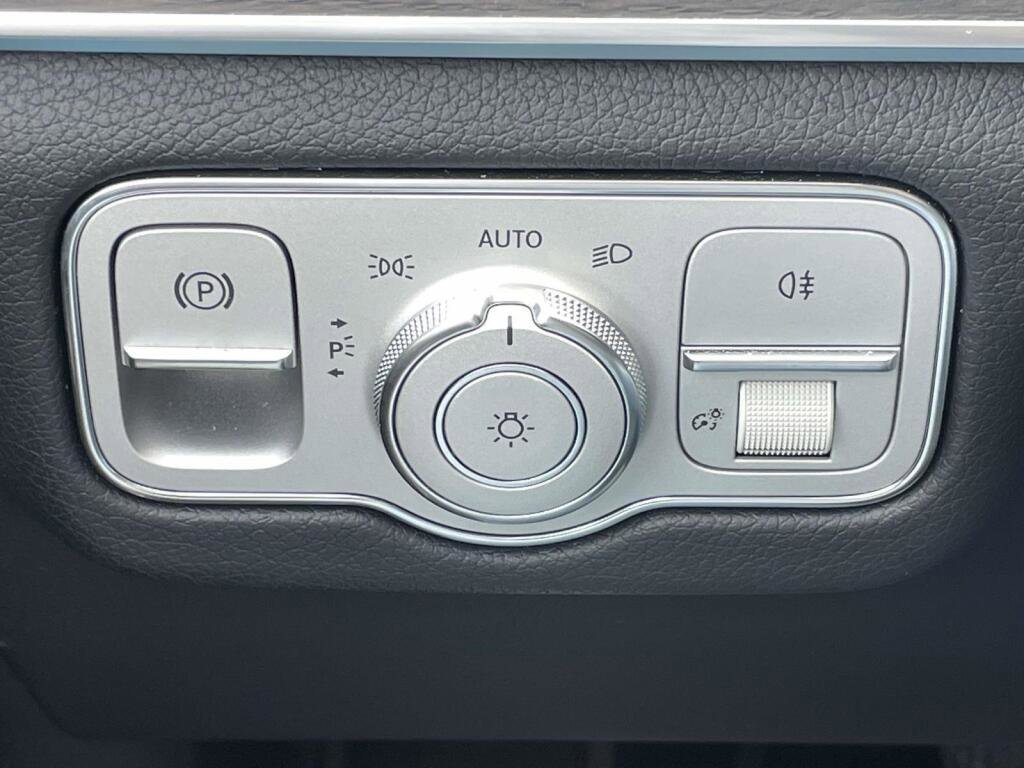 Certified 2021 Mercedes-Benz GLE 350 4MATIC image 34