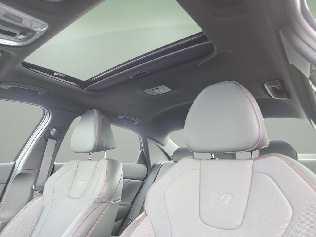 Certified 2025 Hyundai Elantra N Line FWD image 21