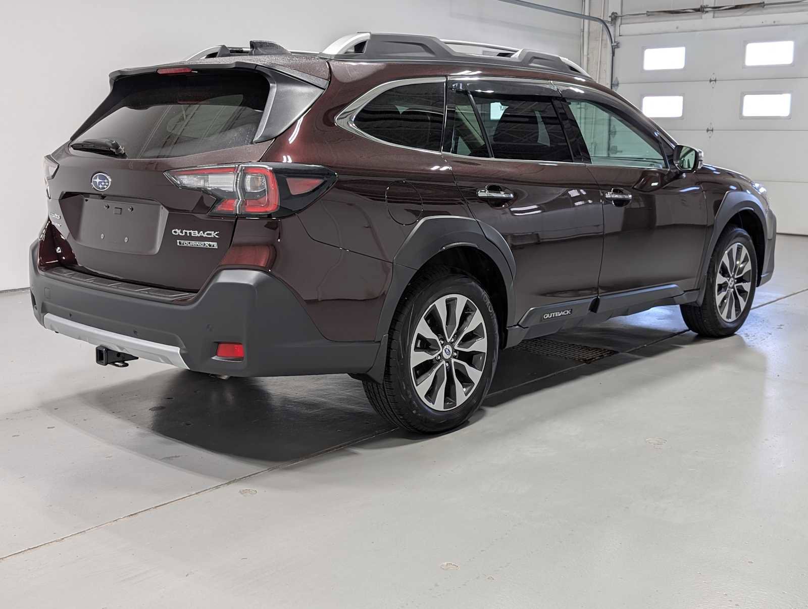 Used 2025 Subaru Outback Touring XT w/ Popular Package #2 AWD/4WD image 8