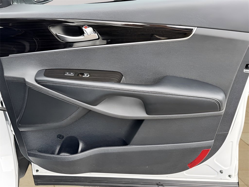 Used 2019 Kia Sorento EX image 29