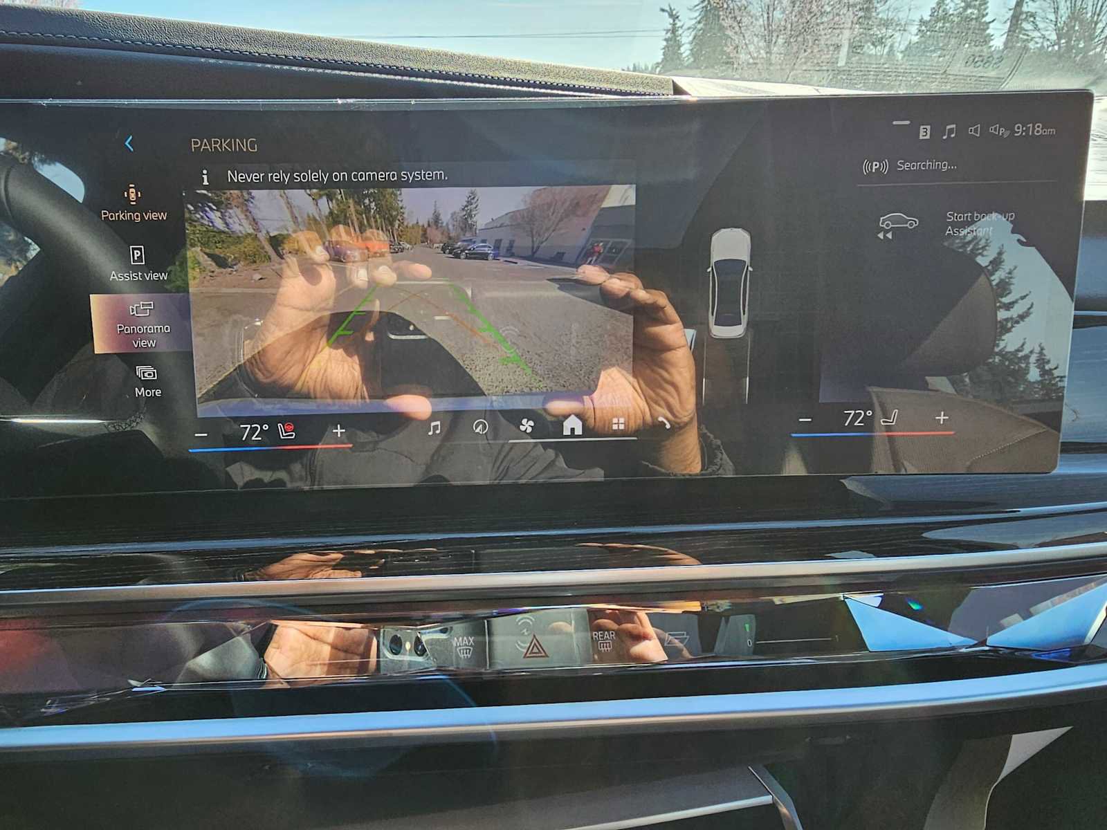 Used 2024 BMW i7 xDrive60 image 32