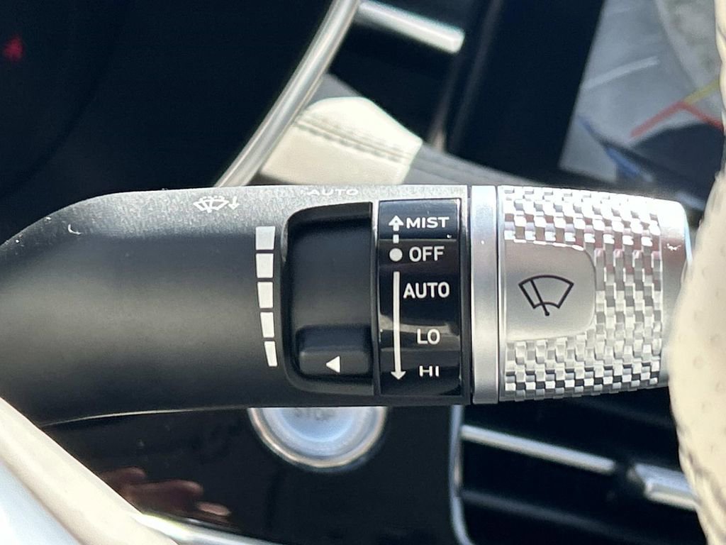 New 2026 Genesis G70 2.5T Prestige image 36