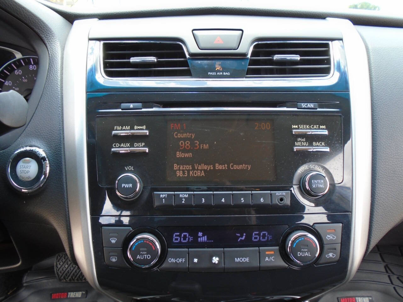 Used 2013 Nissan Altima 2.5 SV FWD image 16