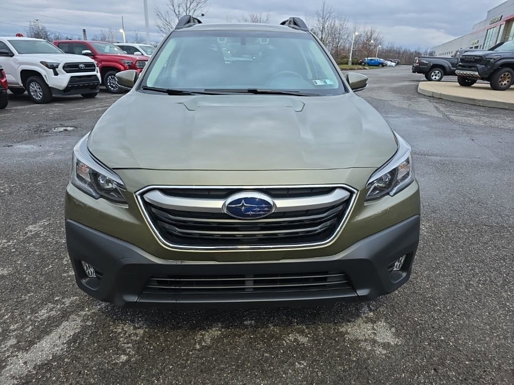 Used 2021 Subaru Outback Premium image 2