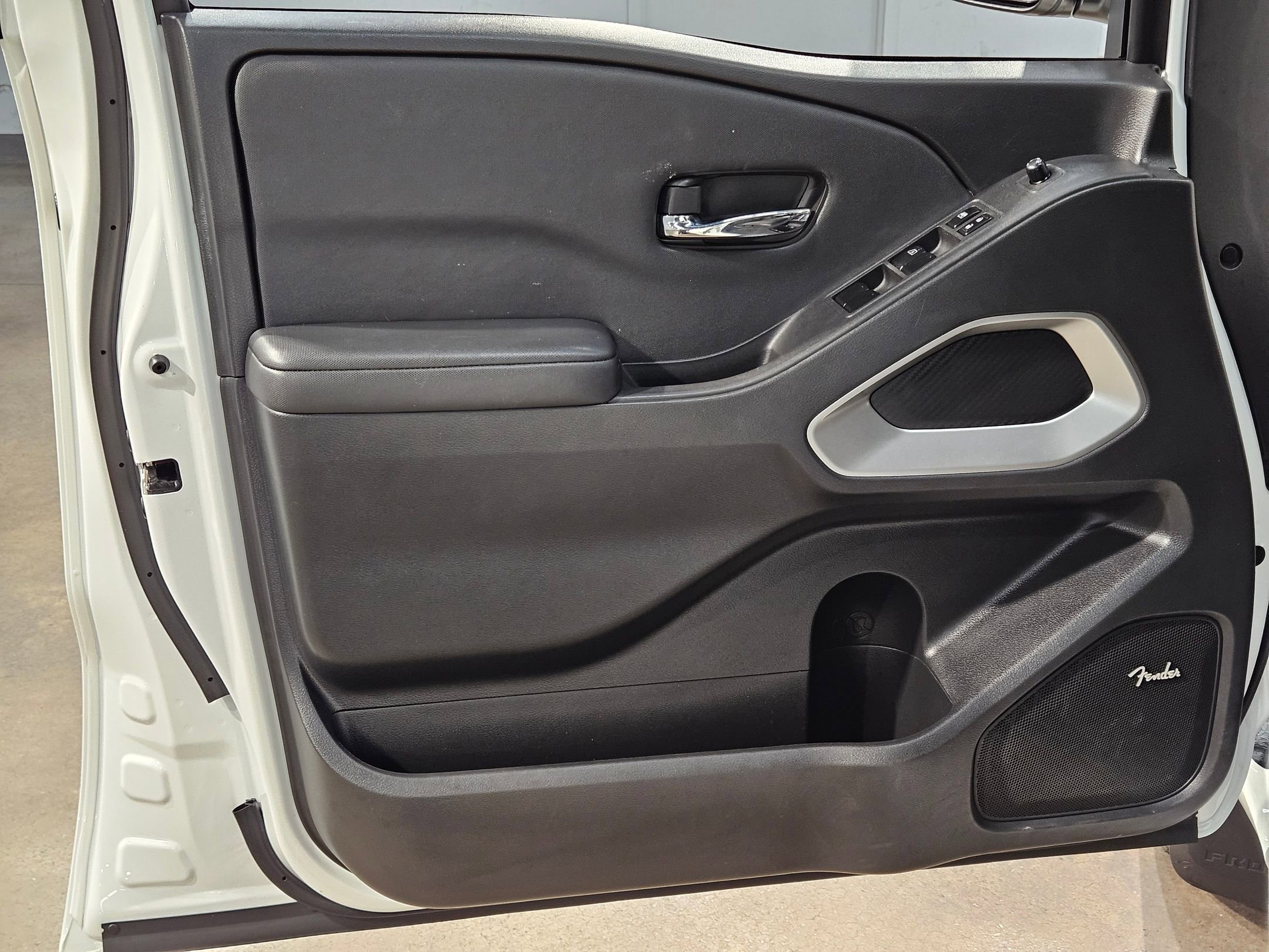 Used 2024 Nissan Frontier SV w/ Technology Package image 20