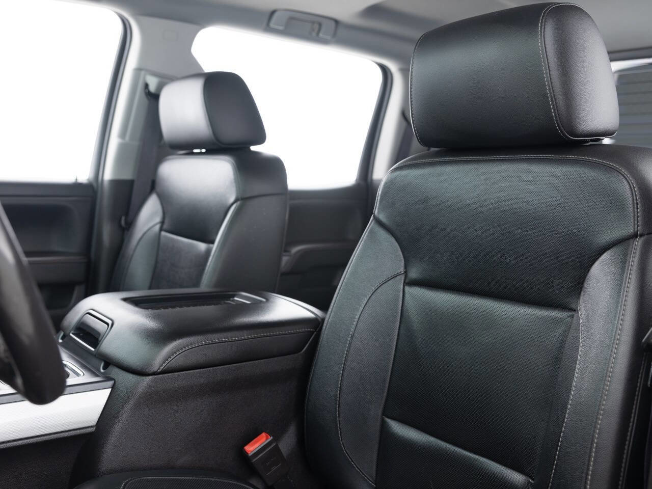 Used 2017 Chevrolet Silverado 1500 LTZ Z71 w/ LTZ Plus Package image 24