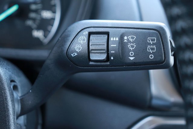 Used 2019 Ford EcoSport SE w/ SE Convenience Package image 23