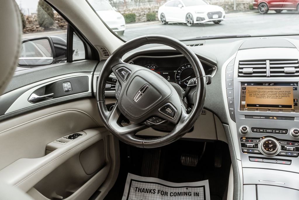 Used 2019 Lincoln MKZ Premiere image 14