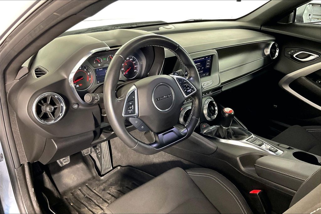 Used 2021 Chevrolet Camaro LT RWD image 16