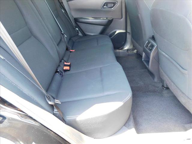 Used 2024 Nissan Rogue S FWD image 26