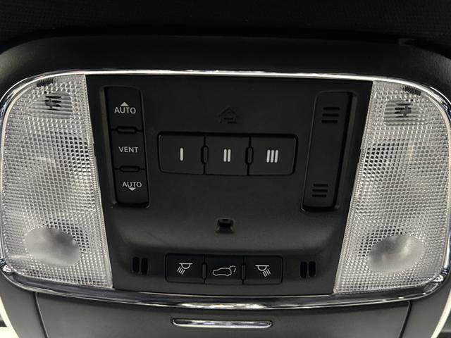 Used 2022 Jeep Grand Cherokee Limited image 27