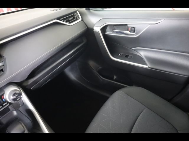 Used 2020 Toyota RAV4 XLE w/ All Weather Liner Package AWD/4WD image 19